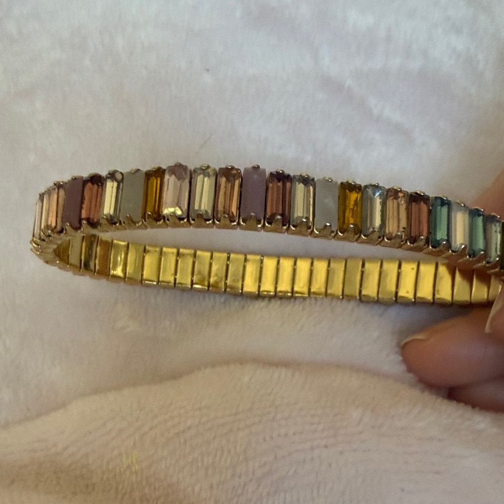 Stella & Dot Gorgeous Elegant Gold Toned and Multicolor Bracelet